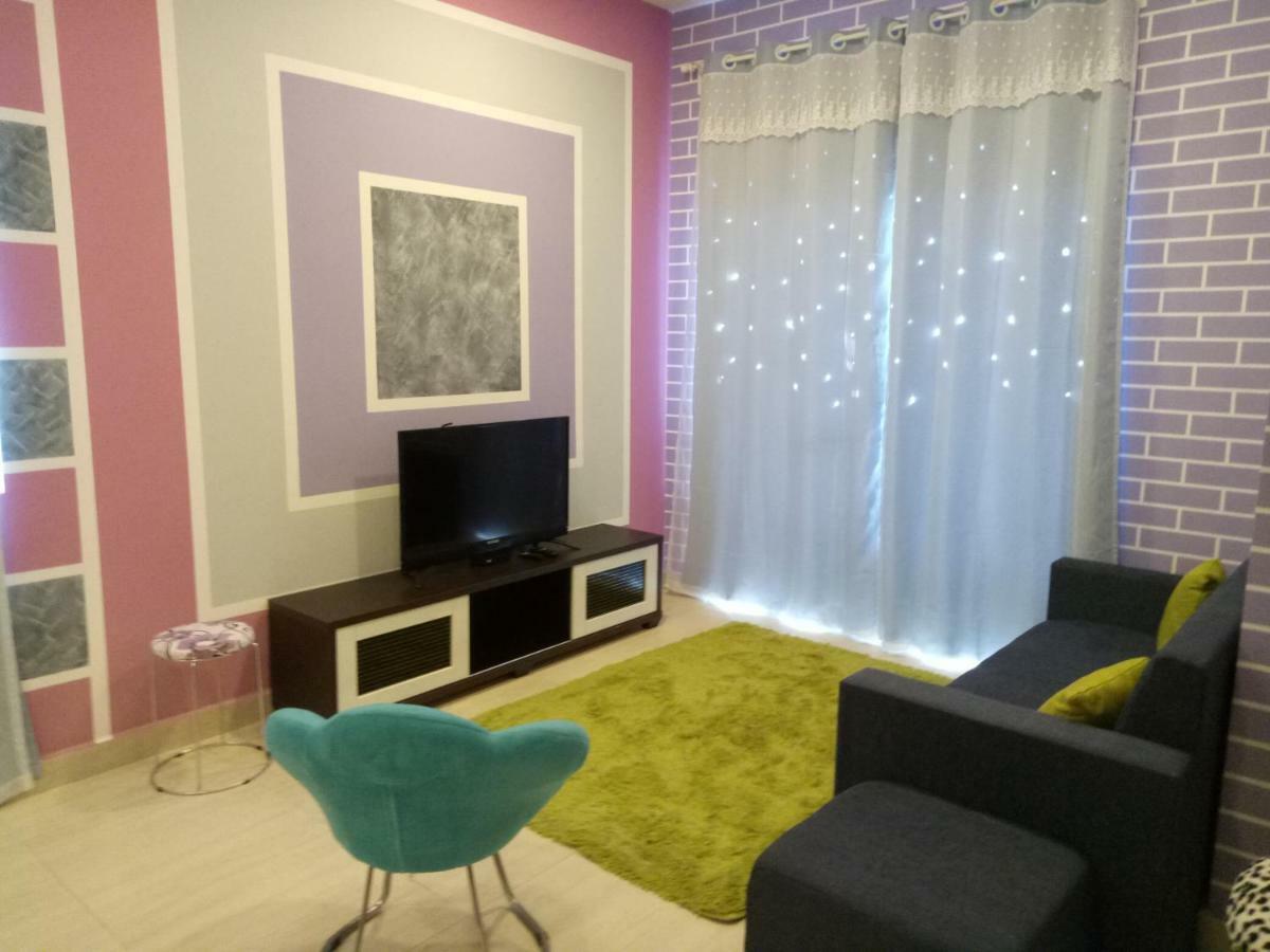 Icolor Home & Stay Ch1 Tanah Rata Exterior foto