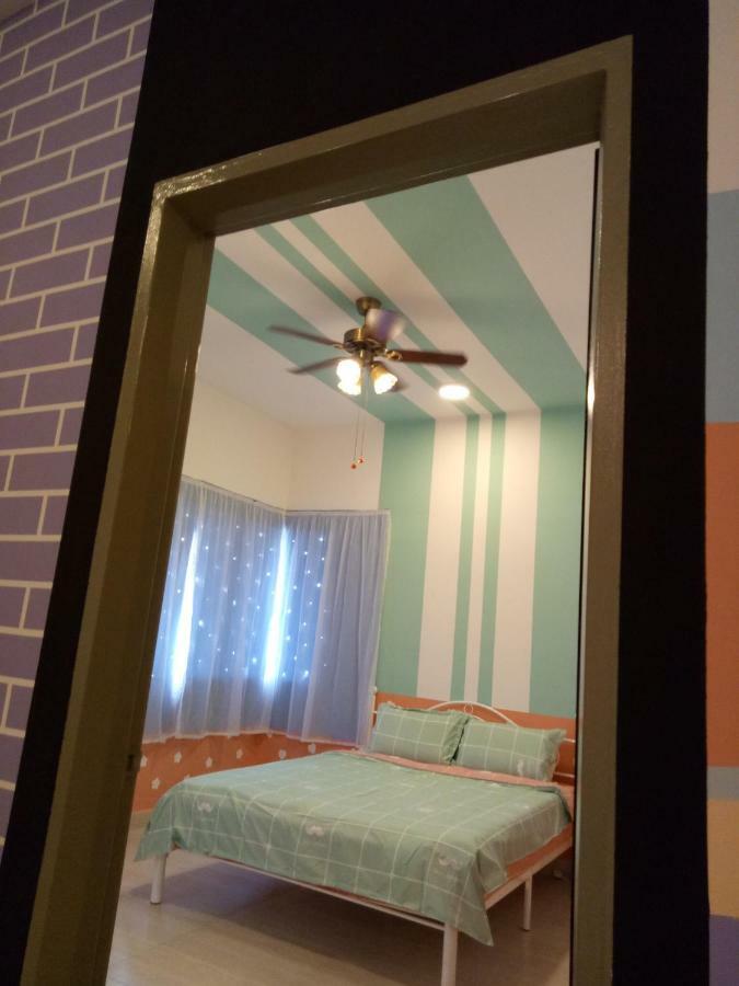 Icolor Home & Stay Ch1 Tanah Rata Exterior foto