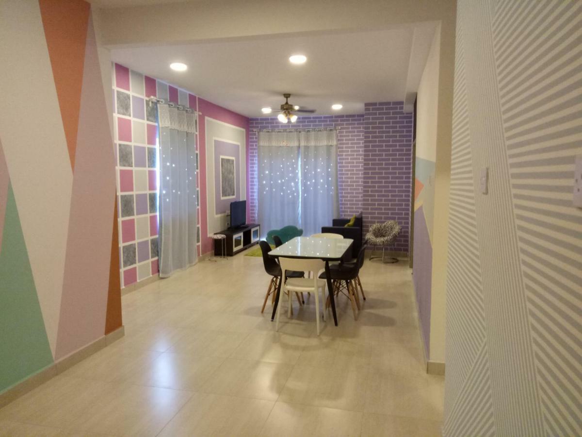 Icolor Home & Stay Ch1 Tanah Rata Exterior foto