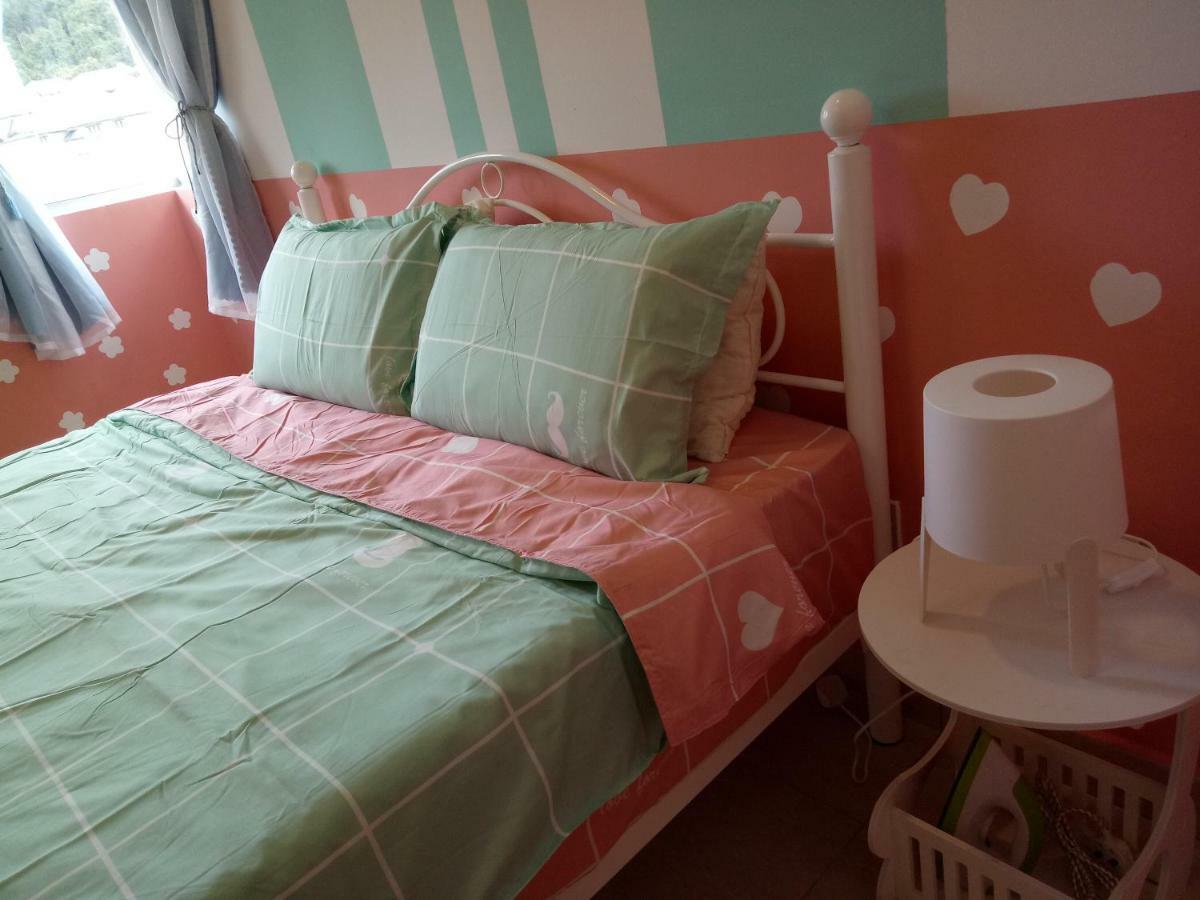 Icolor Home & Stay Ch1 Tanah Rata Exterior foto